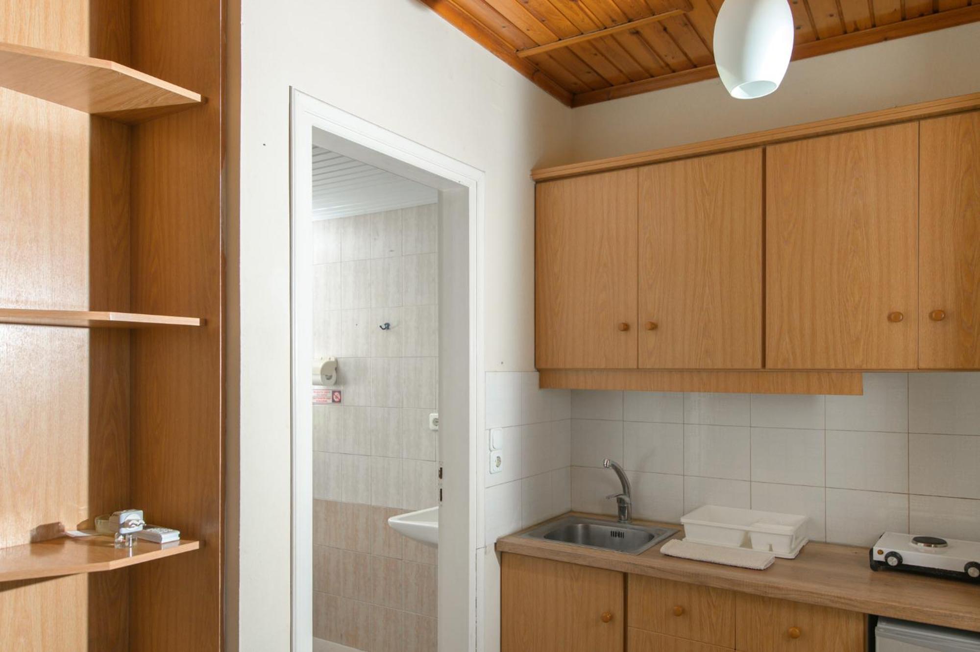 Haris Apartments Kokkini Hani Екстериор снимка