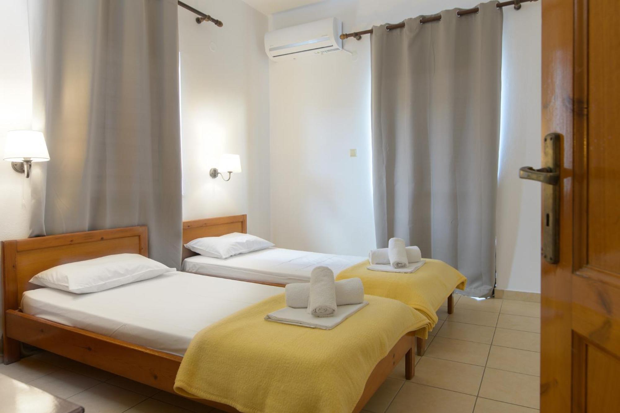 Haris Apartments Kokkini Hani Екстериор снимка