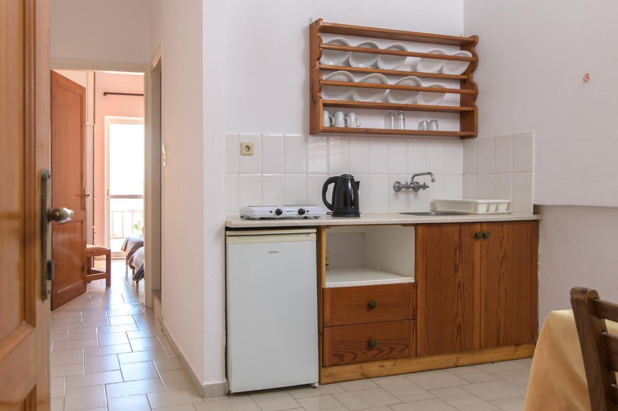 Haris Apartments Kokkini Hani Екстериор снимка